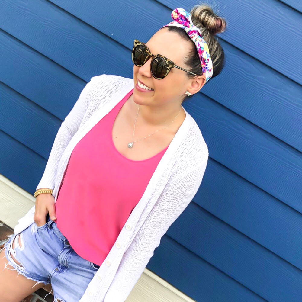 casual summer outfit pink tank with cardigan and distressed denim shorts and headband